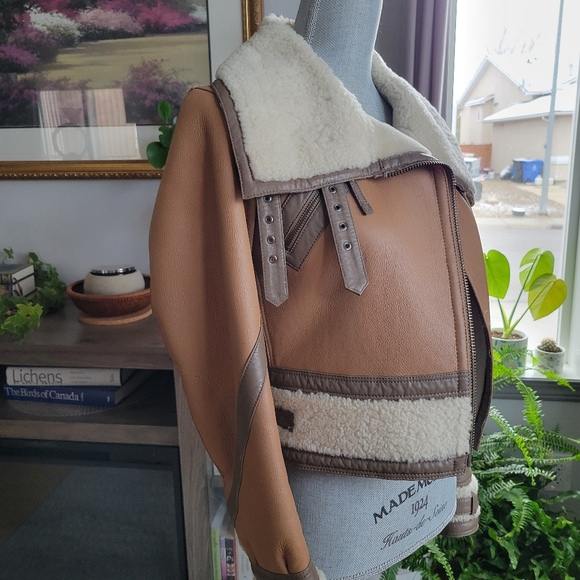 Burberry Blue Label Shearling Aviator Jacket - Picture 4 of 16